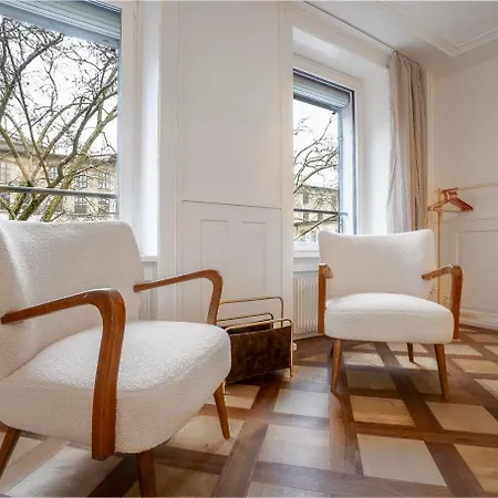 Apartment Cosy · Kreis 6 *