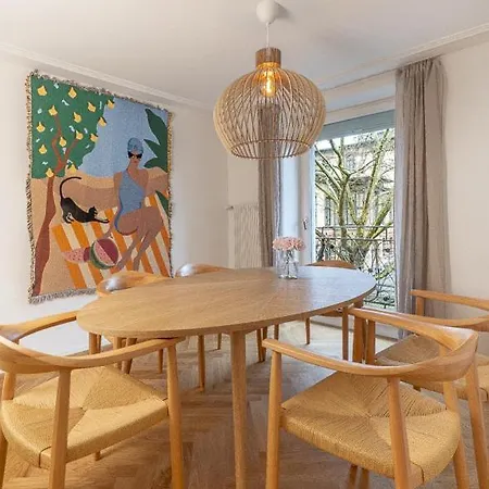Cosy · Kreis 6 *