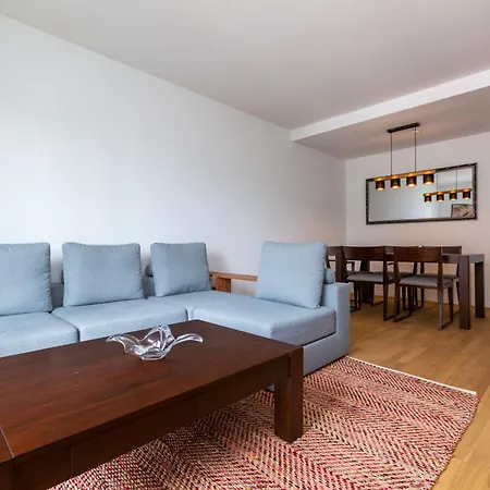 Kaya 3a - Downtown 2br With Balcony Zurich