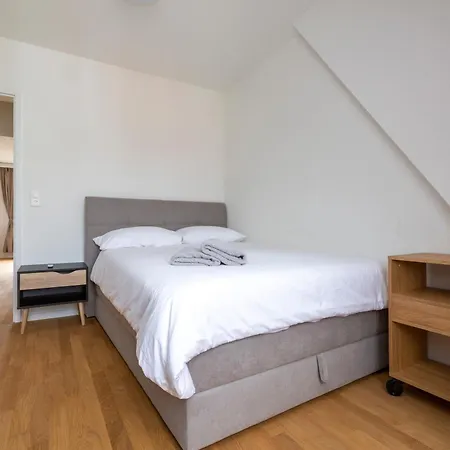 Kaya 5a * Zurich