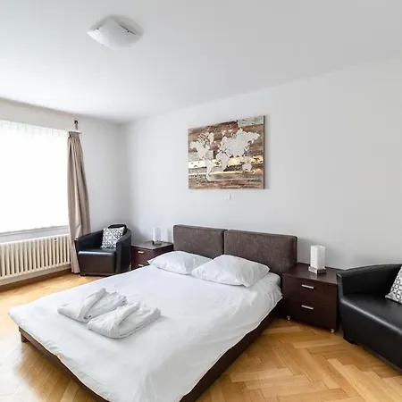 Apartment Bright One Bedroom Flat - Parkview 1 Zürich