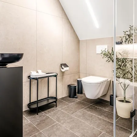 Bahnhofstrasse Designer Penthouse Private Rooftop Apartment