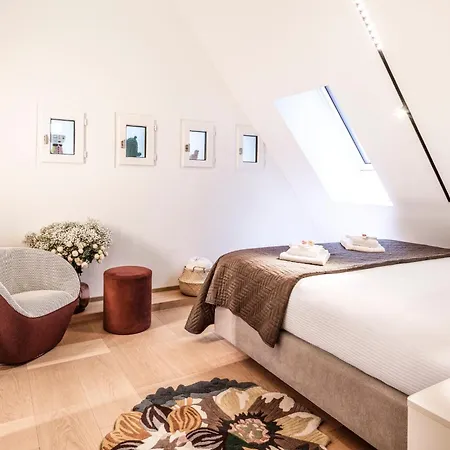Apartment Bahnhofstrasse Designer Penthouse Private Rooftop *