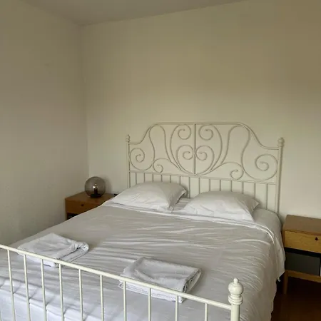 In West-eichbuehlstr 62-68 Apartment
