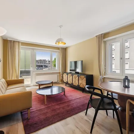 Up&great - Stylish Living Apartment Zurich