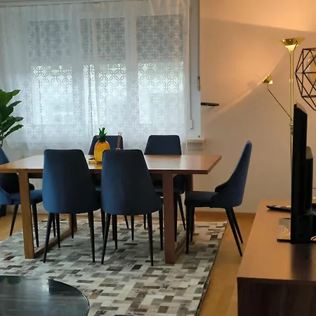In West-eichbuehlstr 62-68 Zurich