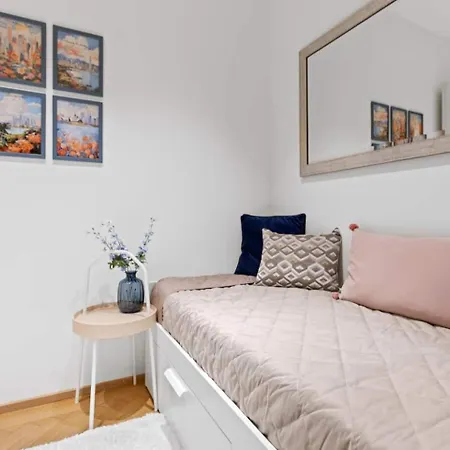 Apartment Ac Private Terrace Freeparking *