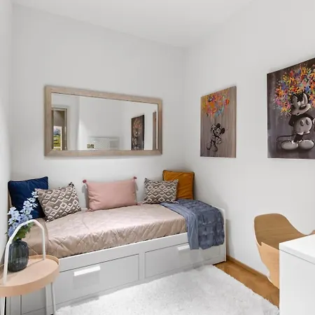 Apartment Ac Private Terrace Freeparking *