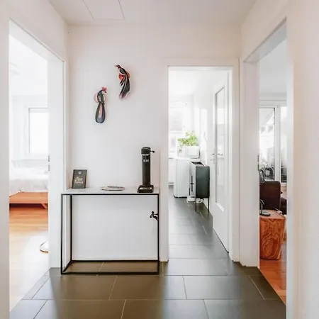 Apartment Modern With Balcony In Center A Hoh - Self Checkin Zürich