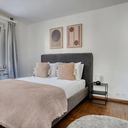 Amber - Wipkingen Apartment
