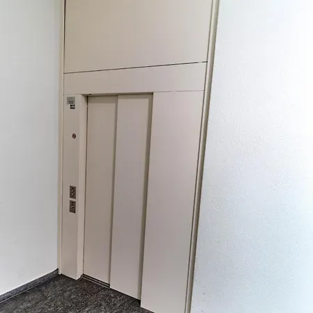 Charming Flat Near - Fb7 Zurich