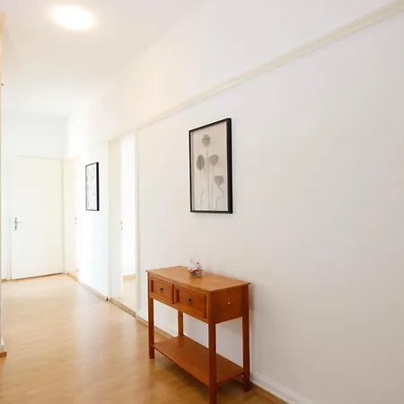 Spacious Huge Terrace&views Apartment