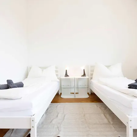 Spacious Huge Terrace&views