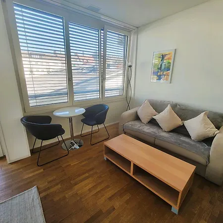 Apartment Stylish With Balcony Self Check-in A Hoh Zürich