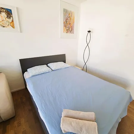 Stylish With Balcony Self Check-in A Hoh Apartment Zürich