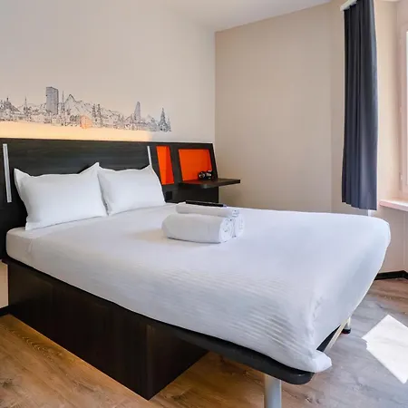Easyhotel Main Station Zurich