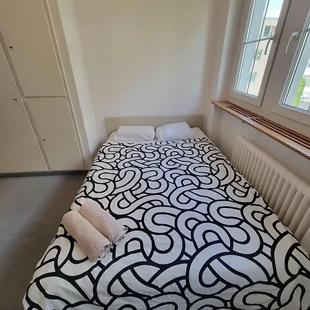 Apartment 5 Bedroom Center With Balcony Dorf - Self Checkin