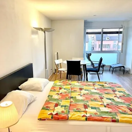 Brand New Center Downtown Apartment, Brauer - Self Checkin Zürich