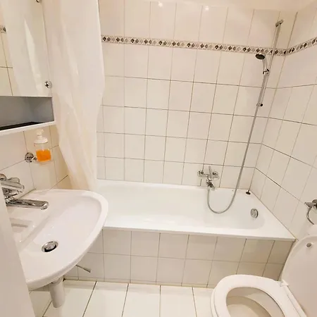 Apartment Spacious 3 Flat Next To Hb Konrad - Self Checkin