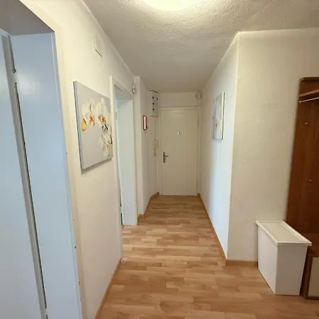 Apartment 2br Flat In Center - Crown 2 Zurich