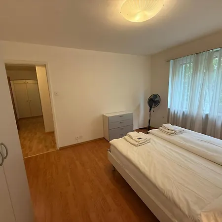 2br Flat In Center - Crown 2 Apartment