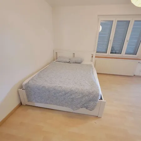 5-bed Huge Flat In - Schurgi - Self Checkin