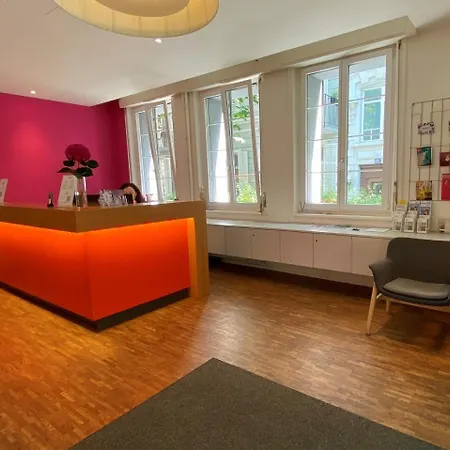 Josephine's - Women Only With Rooftop And Community Area 3* Zurich