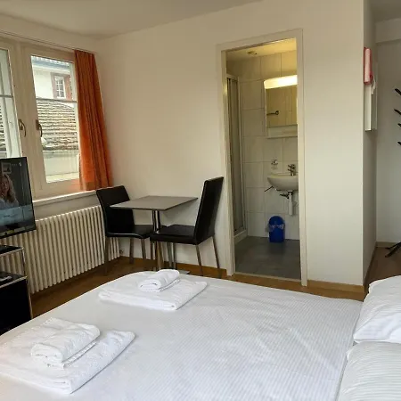 Charming Riverside - Stork 41 Apartment