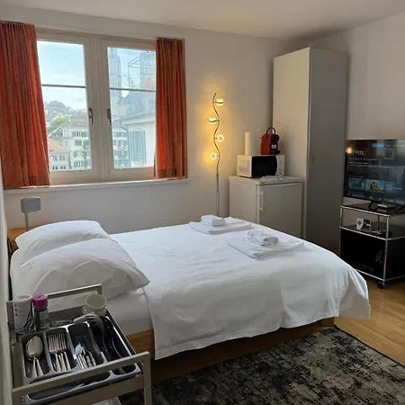 Charming Riverside - Stork 41 Apartment *