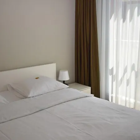 Apartment Comfortable 1br Flat At Great Location - Baron 24 *