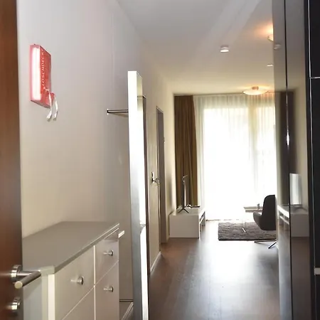 Apartment Comfortable 1br Flat At Great Location - Baron 24 *