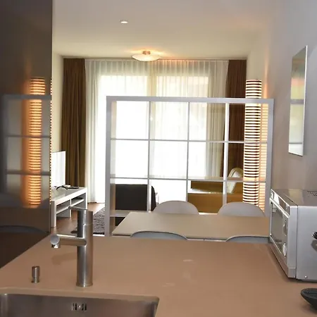Comfortable 1br Flat At Great Location - Baron 24 Apartment