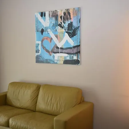 Apartment Comfortable 1br Flat At Great Location - Baron 24
