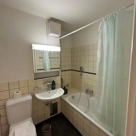 Plain & Practical Apartment