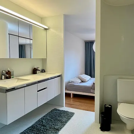 Apartment Boho Chic With 125sqm, 2 Bedroom 2 Baths With 36sqm Dual Terraces With Parking And 10 Min To