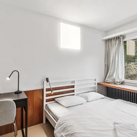 A & G Self Check-in Hostel *