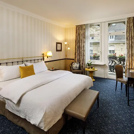 Hotel Opera