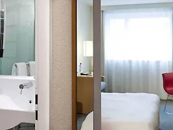 Hotel Novotel West 4*