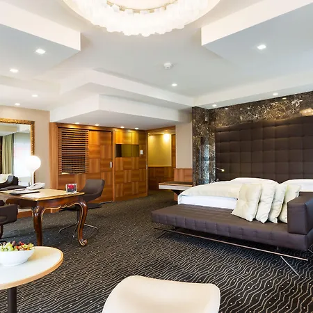 St.gotthard Hotel