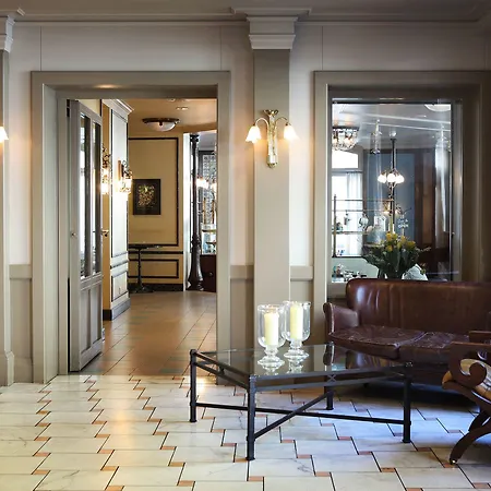 Hotel Montana