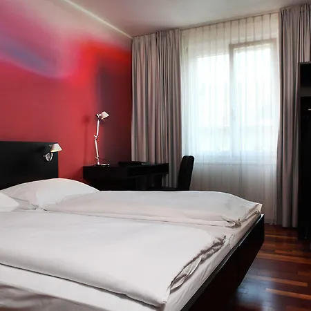 Hotel Montana