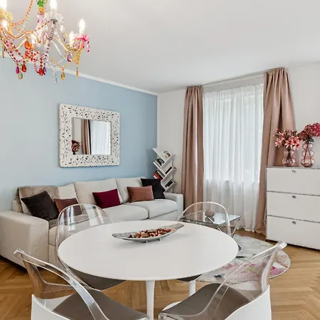 Location Ac Free Parking Apartment *