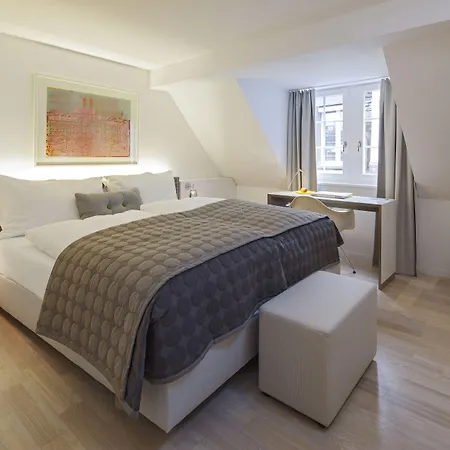 Roessli Hotel 3*