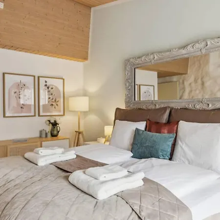 Apartment Oldtownriversideacbalconyfreeparkingwaterview Zurich