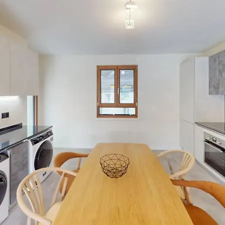 Apartment Family-friendly - In The Heart Of Oerlikon - S361 *