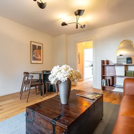 Apartment Velvet 3 King Beds & Terrace Hb