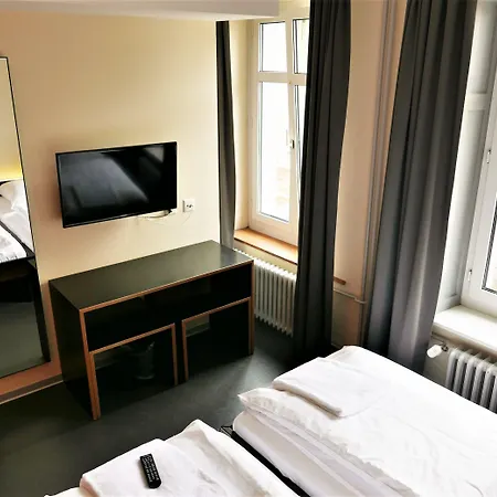 Hotel Easyhotel Centre 2*