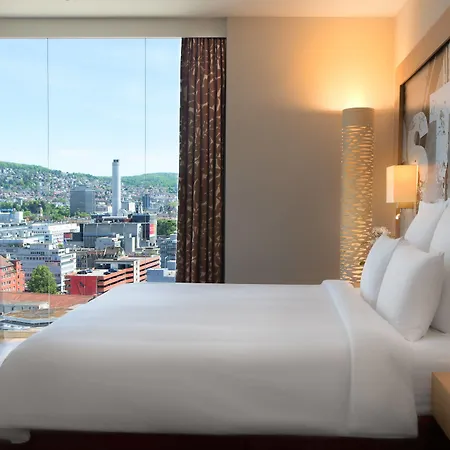 Hotel Renaissance Tower Zurich