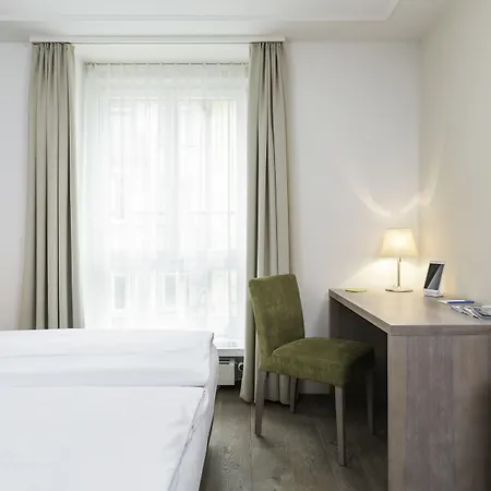 Platzhirsch - Downtown Boutique & Sushi Lounge Hotel