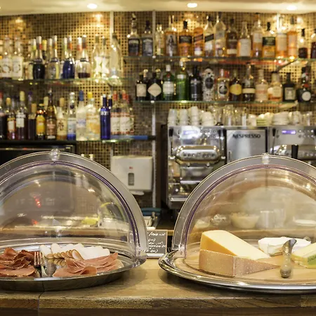 Platzhirsch - Downtown Boutique & Sushi Lounge Hotel